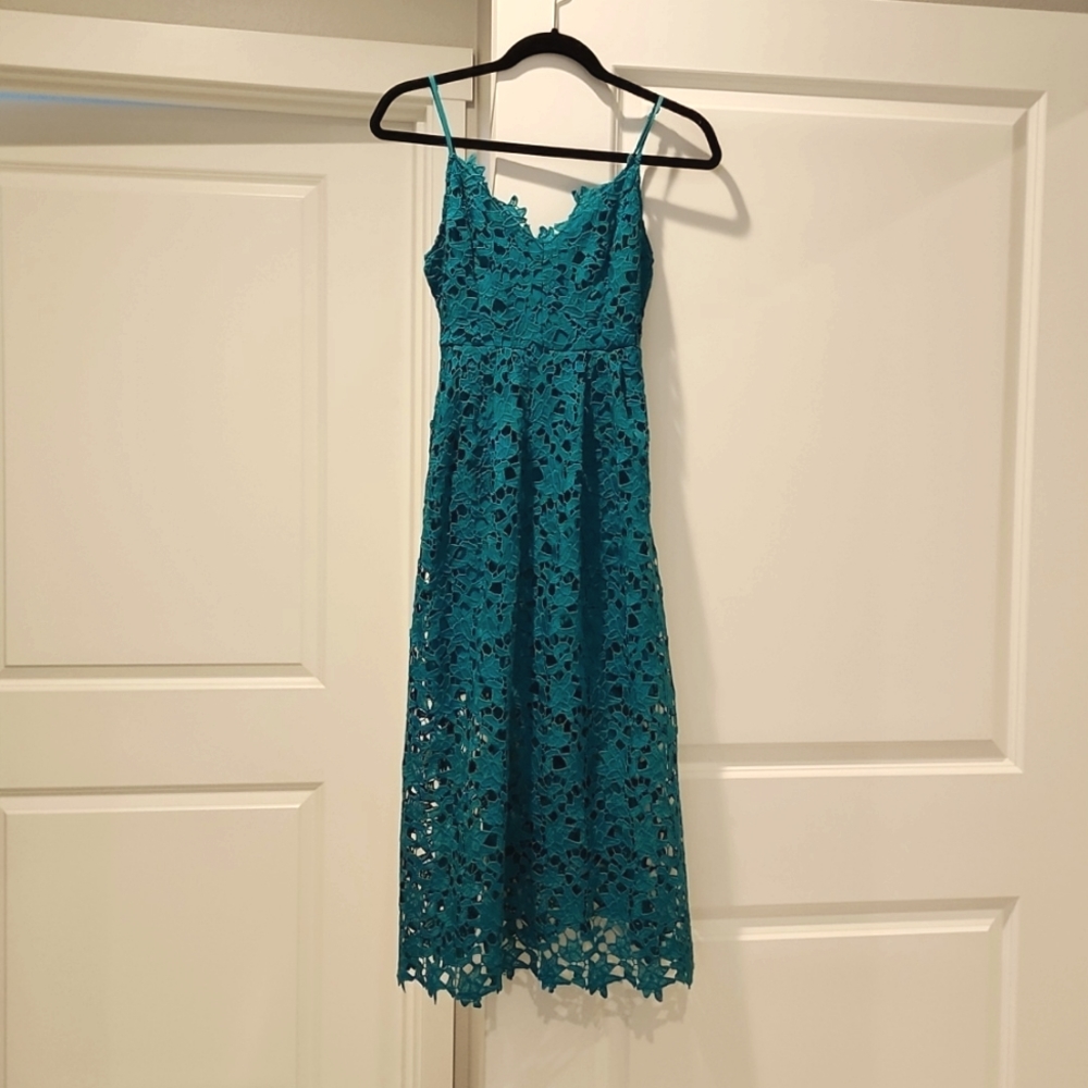 Astr the label midi dress xs